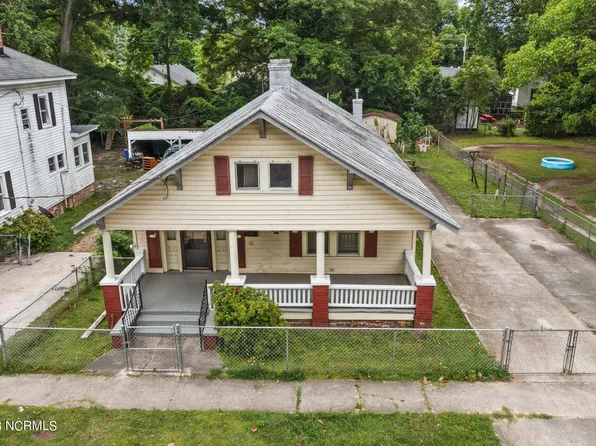 305 E Capitola Avenue, Kinston, NC 28501