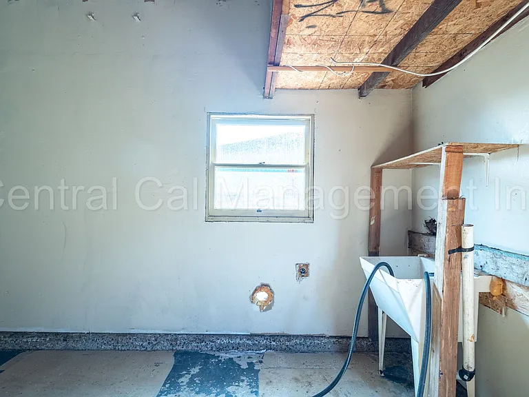 200 Wetherley Dr — Photo 20