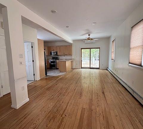 3rd image of 171 Ocean Ave
