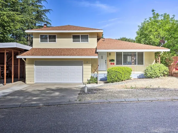 102 Gold Pan Ct, Jackson, CA 95642