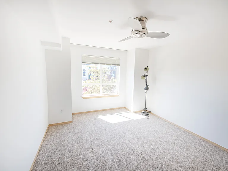 424 N 85th St #301-1 — Photo 14