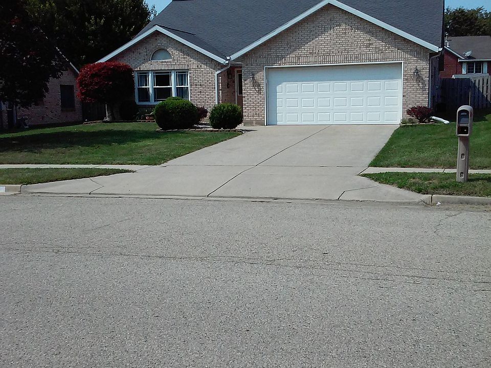 16 Urban Lane