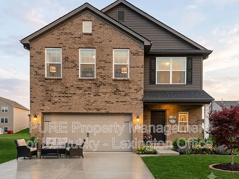 121 Forester Ct — Photo 1