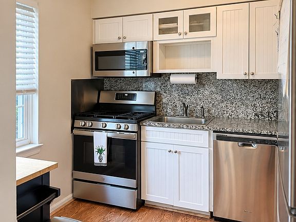 4th image of 800 Old Springfield Ave APT 13