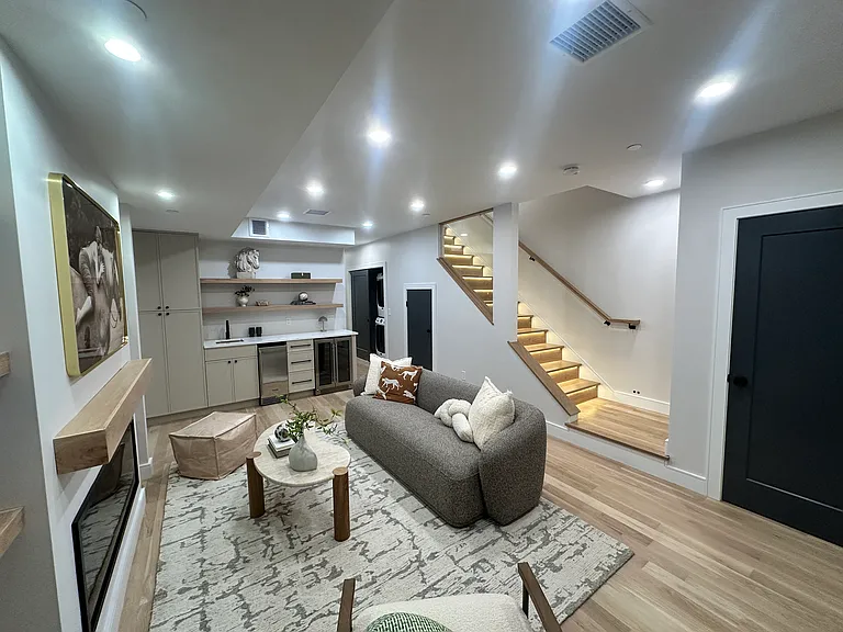 54 Dorset St #1 — Photo 12