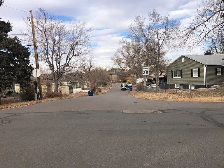 Cross Street 17th Avenue looking West.