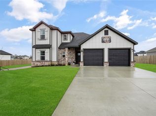 1076 Lyon Loop, Springdale, AR 72764