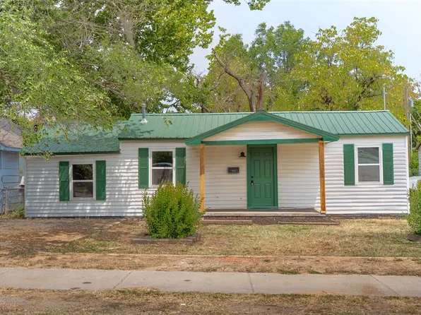 619 W Locust St, Tecumseh, OK 74873