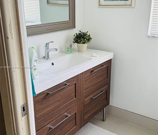3150 N Palm Aire Dr #801 — Photo 14