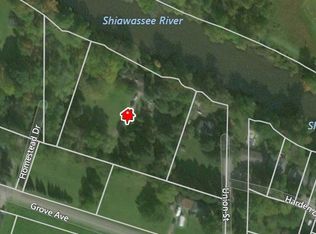 1820 Homestead Dr, Owosso, MI 48867