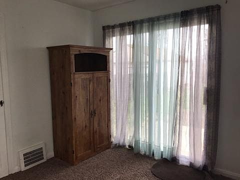 2nd image of 4816 Montauk Ave