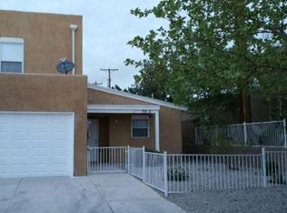 7515 Dixon Rd SE, Albuquerque, NM 87108
