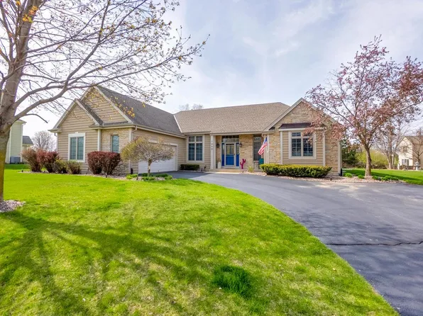 1009 River Reserve DRIVE, Hartland, WI 53029