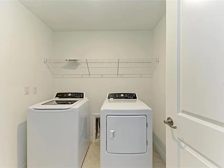 1207 Sheehan Blvd — Photo 20