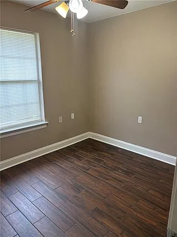 2721 Pakenham Dr — Photo 5