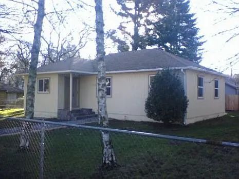 11452 SE Harold St photo 1
