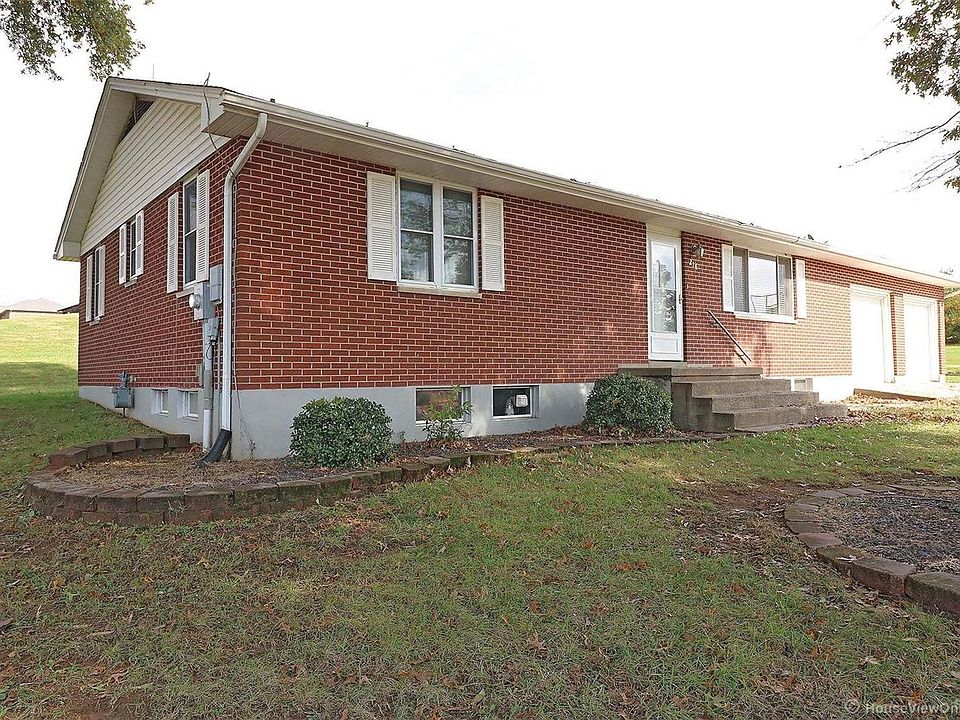 1st image of 216 Harmony Ln