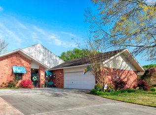 7930 Golfhill Dr, Port Arthur, TX 77642