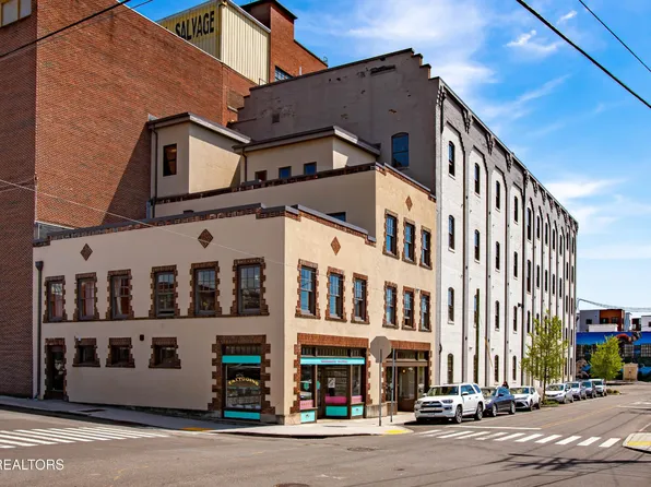 222 N Central St #312, Knoxville, TN 37917