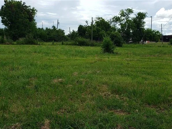 1215 N Railroad Ave, Lake Charles, LA 70601