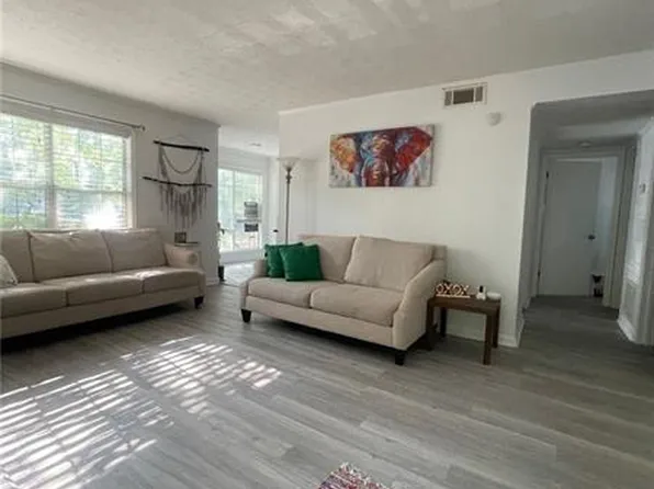 1503 Glenleaf Dr, Peachtree Corners, GA 30092