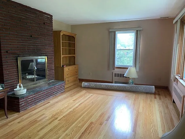 171 Derby Ave — Photo 17