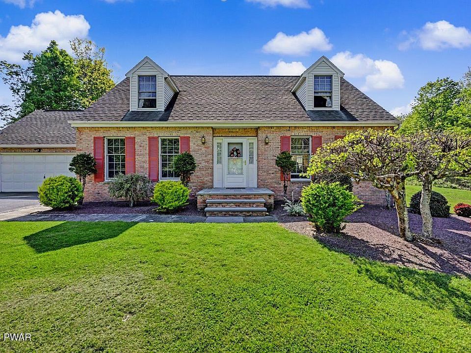 1st image of 2141 Maplewood Rd