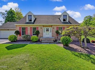 2141 Maplewood Rd, Jefferson Township, PA 18436