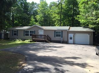 N5953 Lake Dr, Shawano, WI 54166