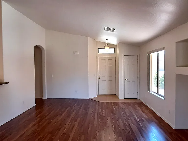 7722 N Winding Trl — Photo 5