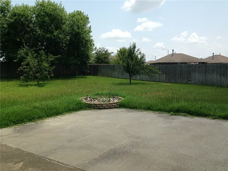 1200 Baywood Ct — Photo 29