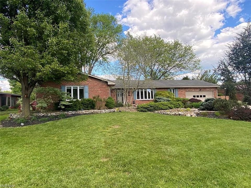 1st image of 104 Nolan Cir