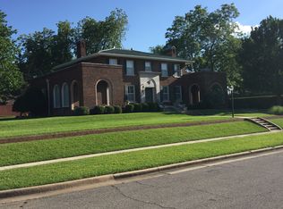 902 3rd Ave SW, Ardmore, OK 73401