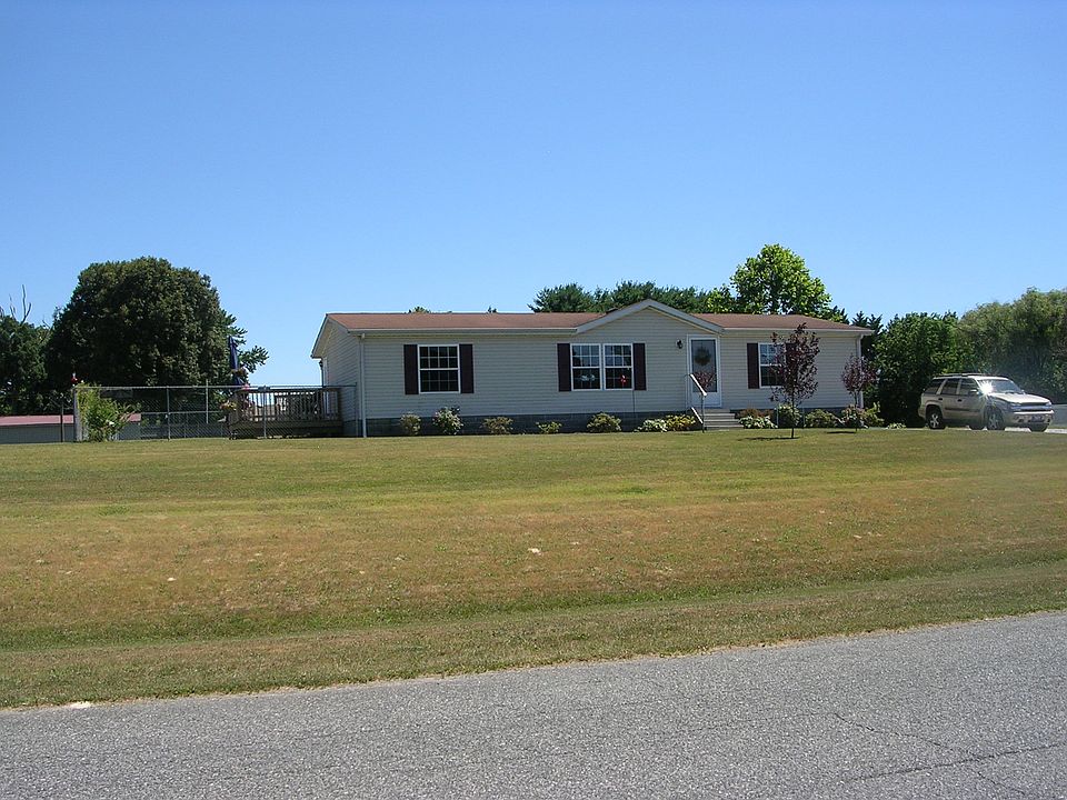 1st image of 178 Fernwood Dr