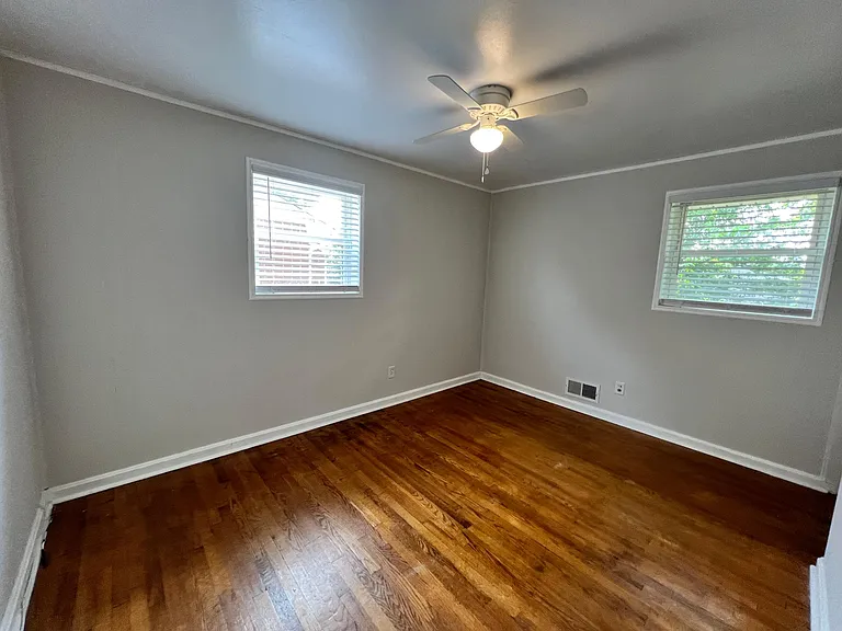 608 Hanson Ave — Photo 18