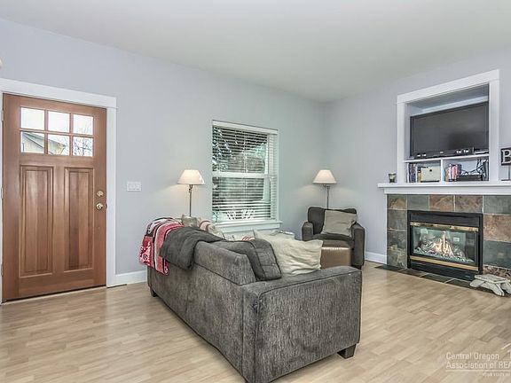 2nd image of 61227 Fairfield Dr
