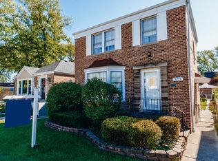 5205 W Foster Ave, Chicago, IL 60630