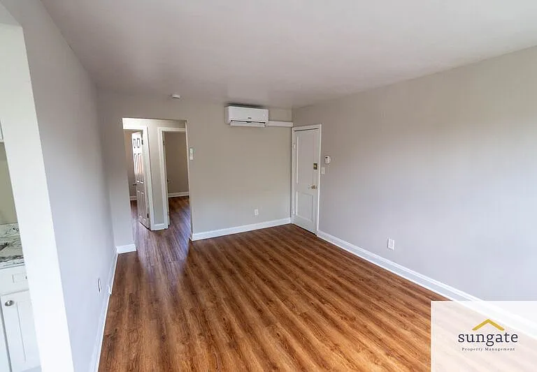 1410 Dartmouth Ave #2 — Photo 5