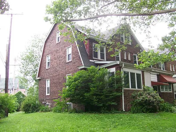 1071 Newton Ave, Erie, PA 16511