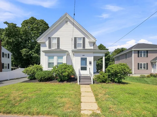 107 Sylvan St, Danvers, MA 01923