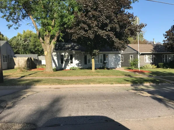 2328 N Lincoln Ave, Davenport, IA 52804