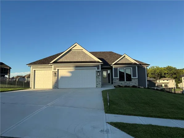 12775 NW Larkspur Ln, Platte City, MO 64079
