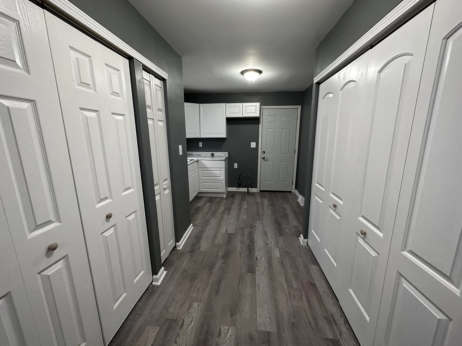 Quint 2 bedroom home — Photo 4