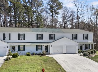 302 Winners Circle S, Jacksonville, NC 28546