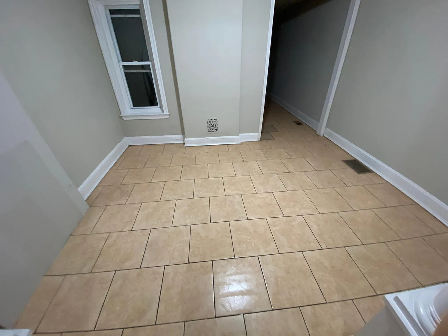 3 bed, 1017 sqft, $1,400 — Photo 4