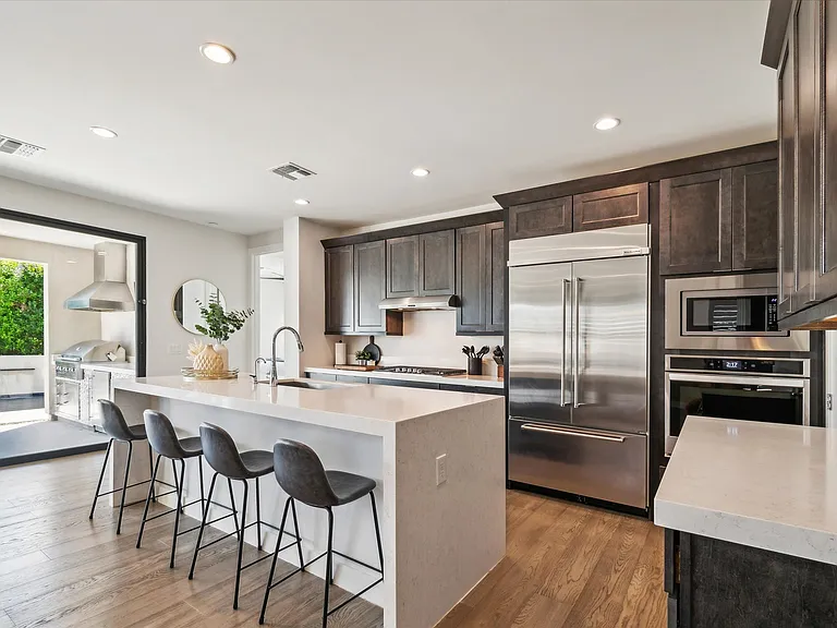 17193 W Wildwood St — Photo 3