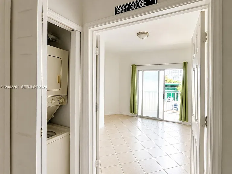 2734 Bird Ave #203 — Photo 3