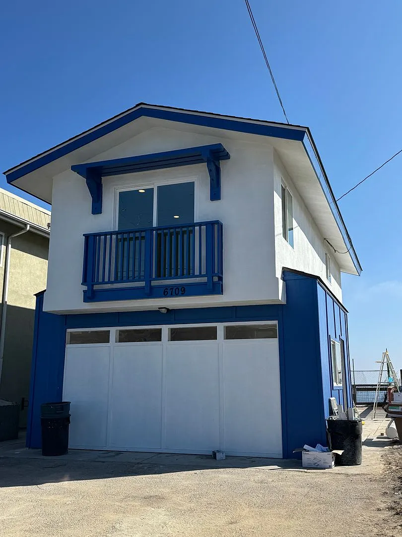 6709 Del Playa — Photo 1