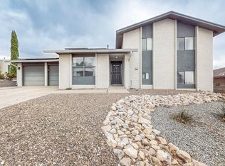 5204 Spinning Wheel Rd NW, Albuquerque, NM 87120