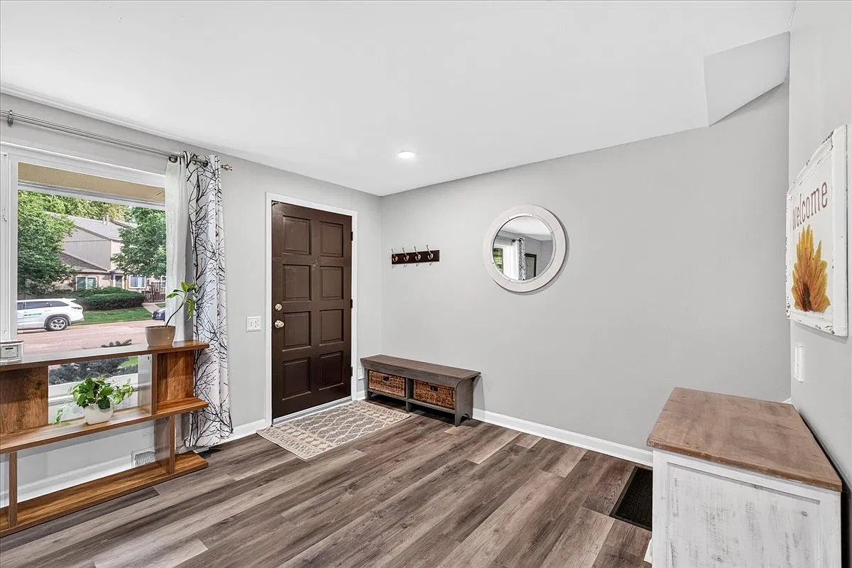 7725 West Glasgow Place - 1 — Photo 4